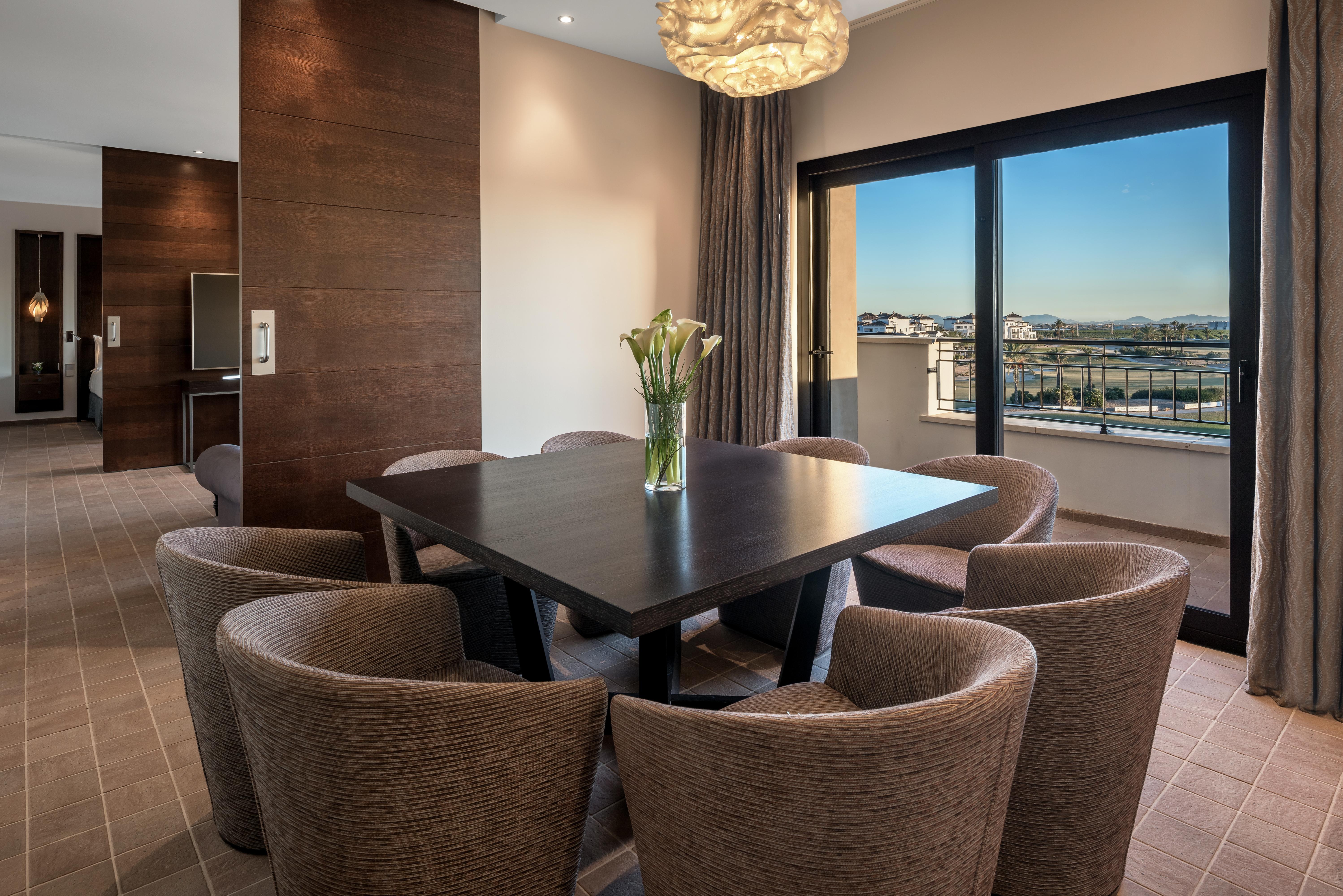 Doubletree By Hilton La Torre Golf Resort Roldan Exterior photo A suite at the Hilton Athens