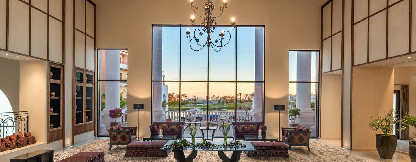 Doubletree By Hilton La Torre Golf Resort Roldan Exterior photo Lobby